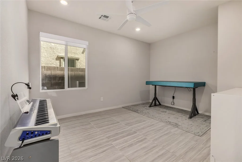 2858 Victorian, North Las Vegas, NV 89086