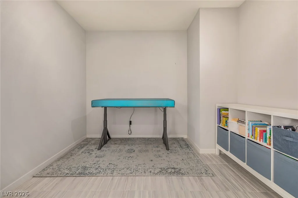 2858 Victorian, North Las Vegas, NV 89086