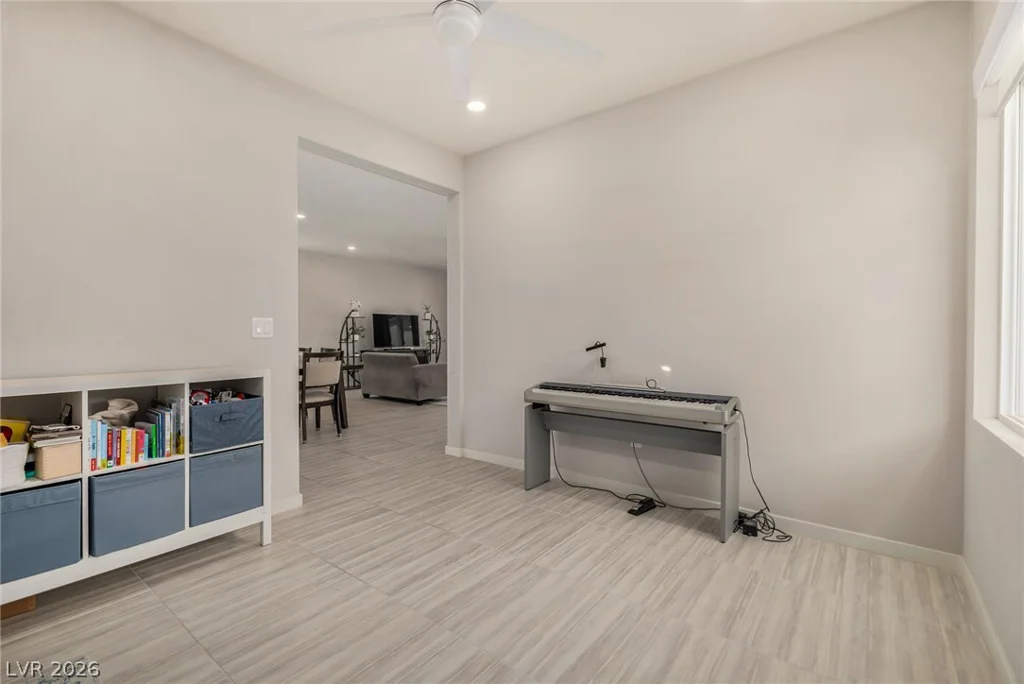 2858 Victorian, North Las Vegas, NV 89086