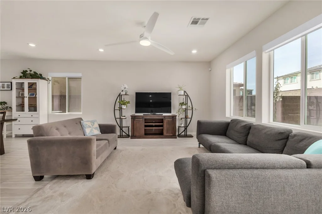 2858 Victorian, North Las Vegas, NV 89086