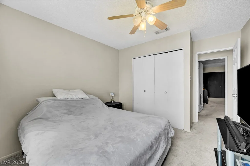 4242 Vader, Las Vegas, NV 89120