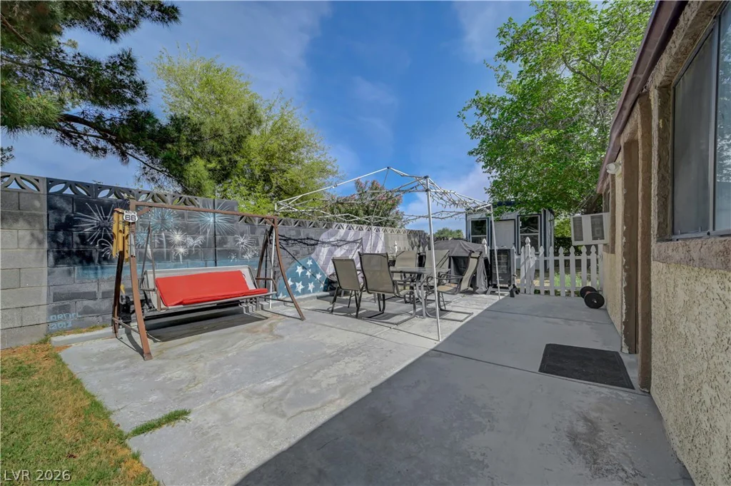 4242 Vader, Las Vegas, NV 89120