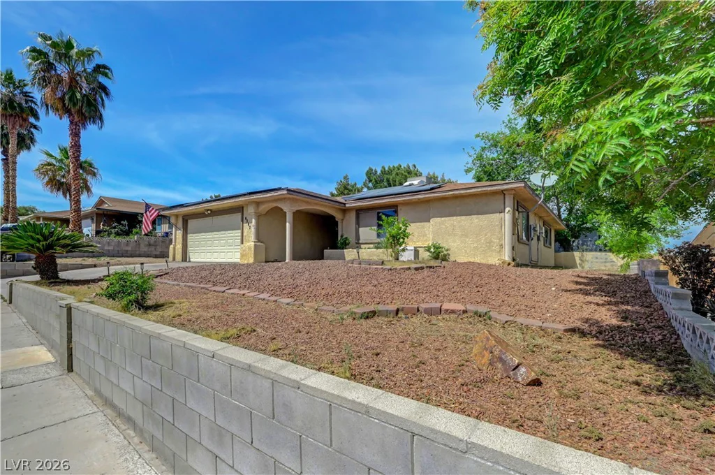 4242 Vader, Las Vegas, NV 89120