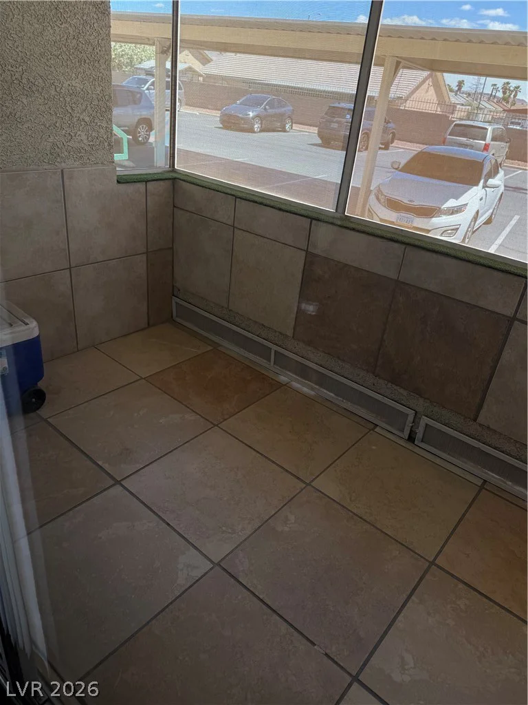 5710 Tropicana, Las Vegas, NV 89122
