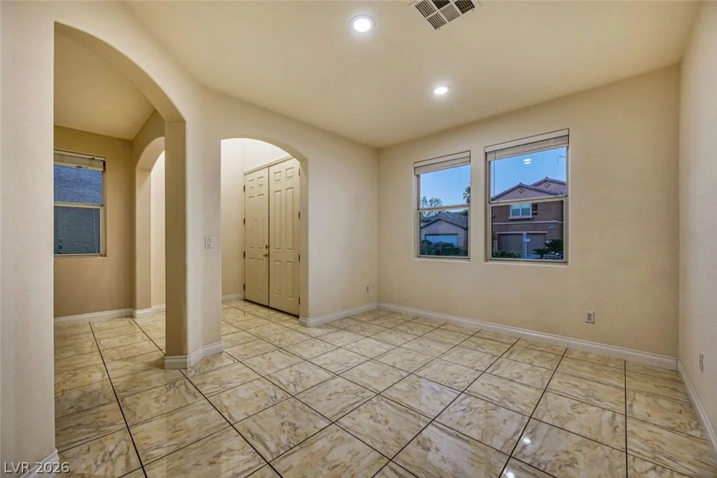 9609 Rolling Thunder, Las Vegas, NV 89148