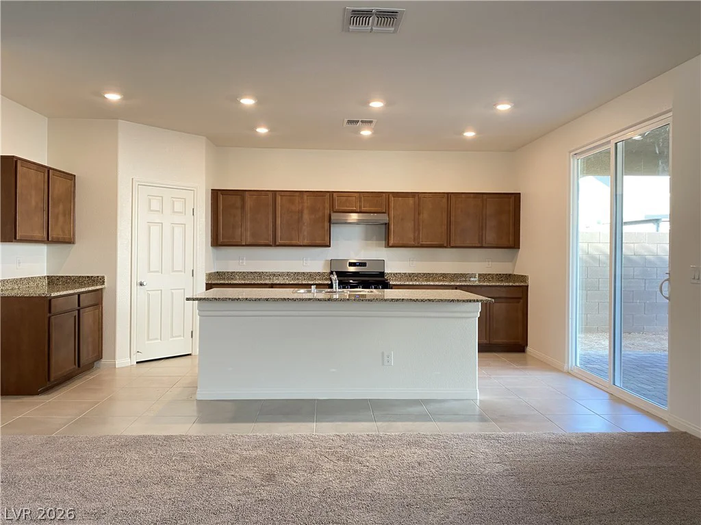 6982 Solano Canyon, Las Vegas, NV 89113