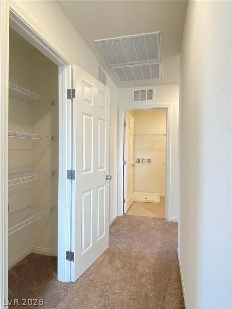 6982 Solano Canyon, Las Vegas, NV 89113