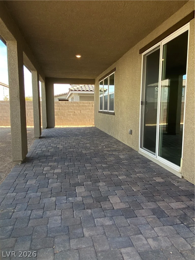 6982 Solano Canyon, Las Vegas, NV 89113