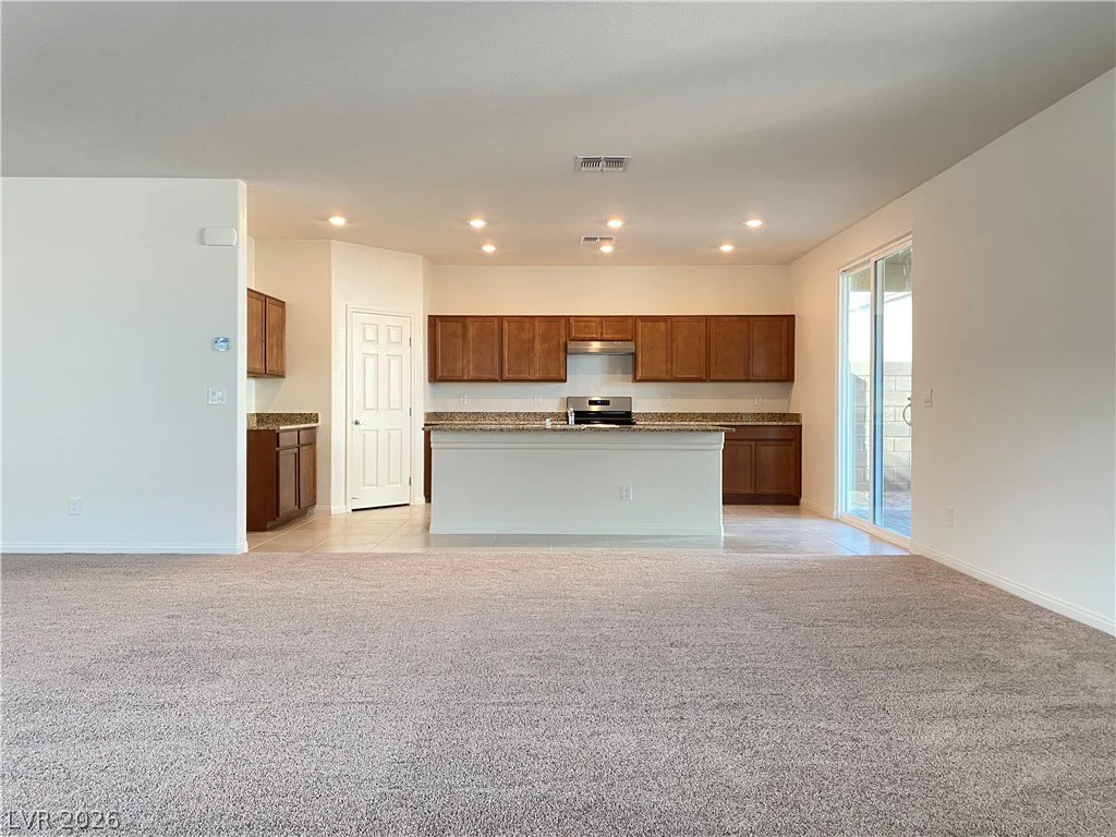 6982 Solano Canyon, Las Vegas, NV 89113