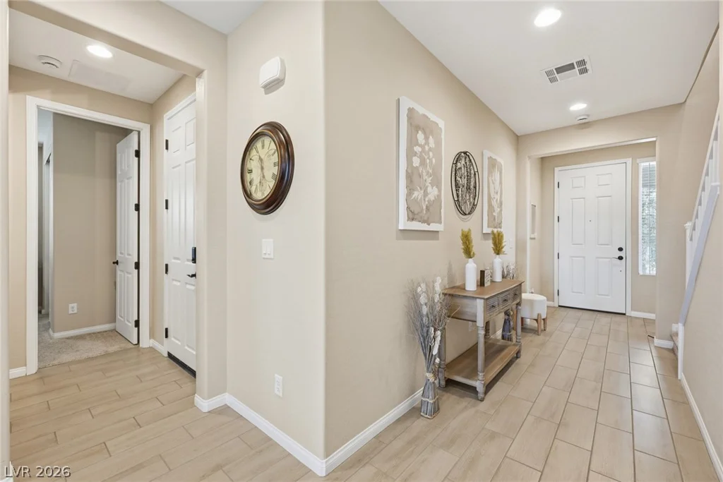 7136 Port Stephens, North Las Vegas, NV 89084