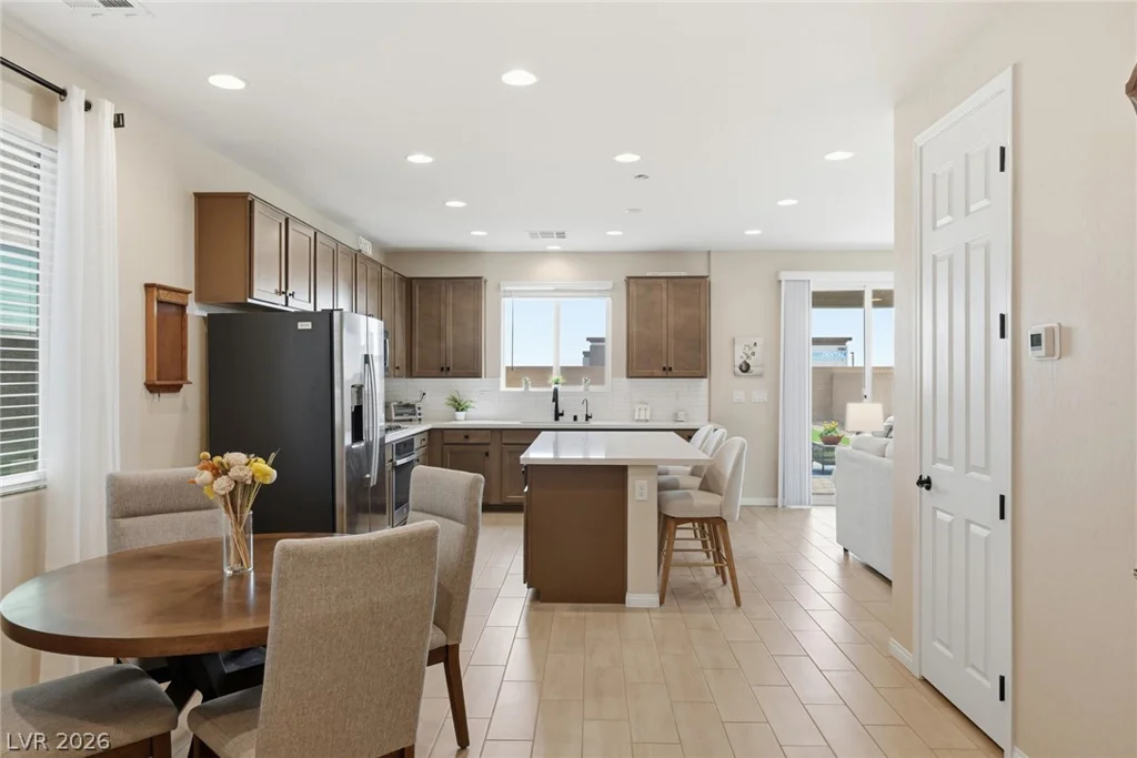 7136 Port Stephens, North Las Vegas, NV 89084