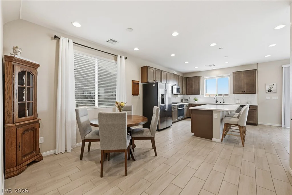 7136 Port Stephens, North Las Vegas, NV 89084