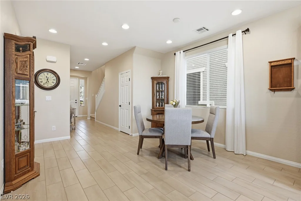 7136 Port Stephens, North Las Vegas, NV 89084