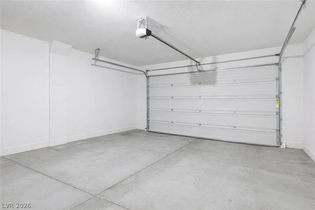 7136 Port Stephens, North Las Vegas, NV 89084