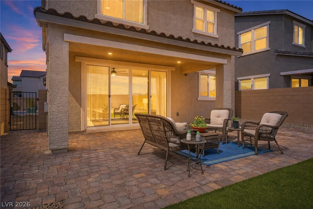 7136 Port Stephens, North Las Vegas, NV 89084