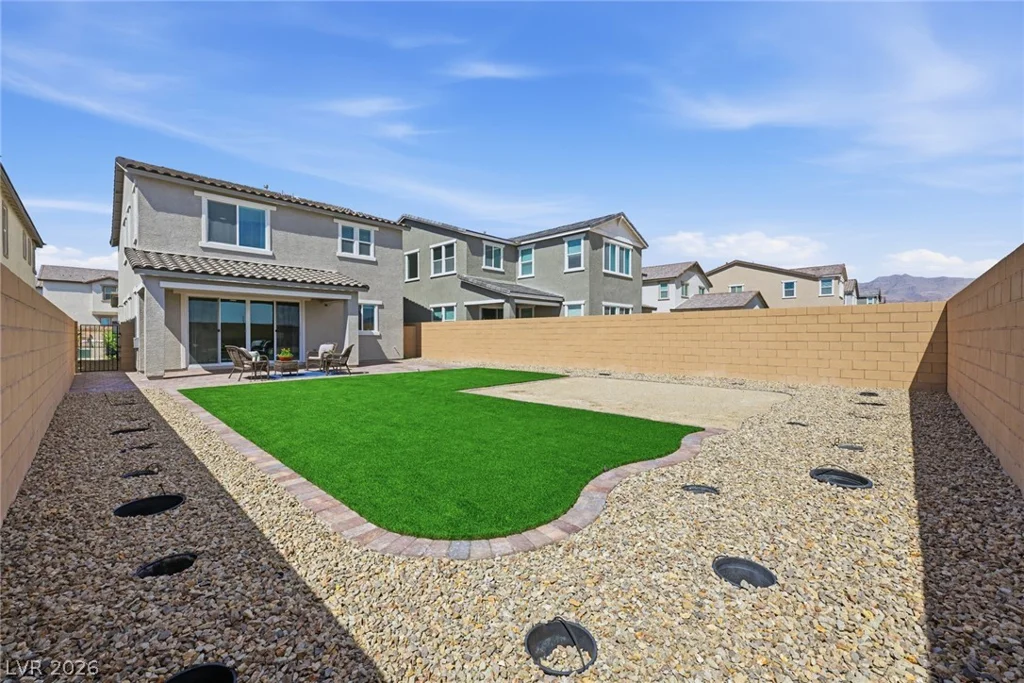 7136 Port Stephens, North Las Vegas, NV 89084
