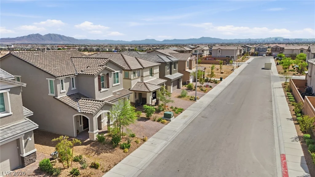7136 Port Stephens, North Las Vegas, NV 89084
