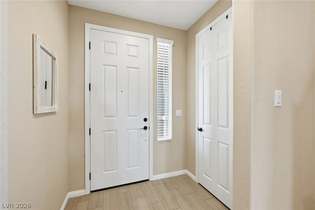 7136 Port Stephens, North Las Vegas, NV 89084