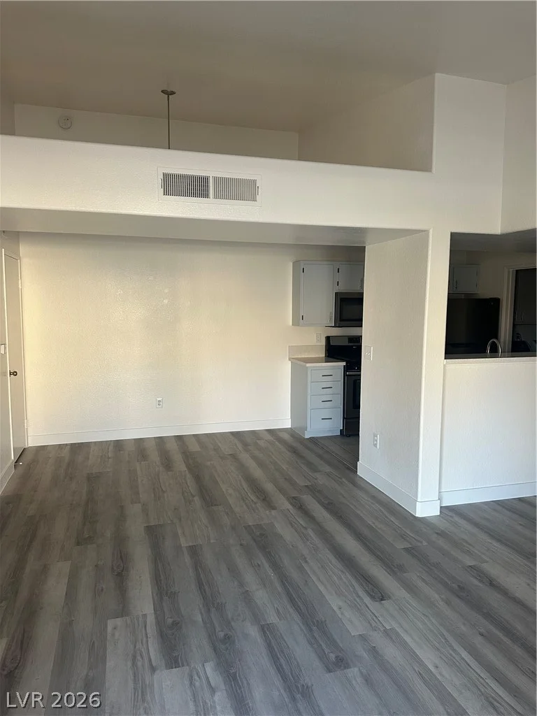 7885 Flamingo, Las Vegas, NV 89147