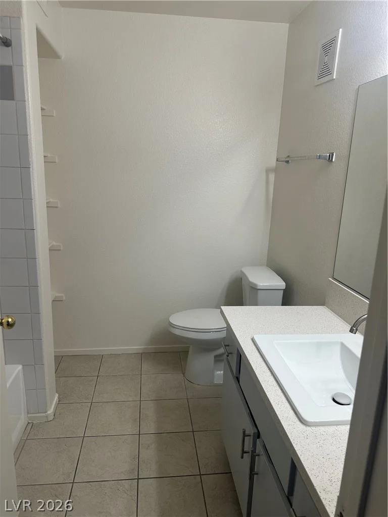 7885 Flamingo, Las Vegas, NV 89147