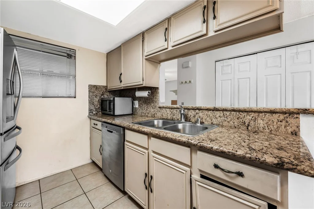 207 Lamb, Las Vegas, NV 89110