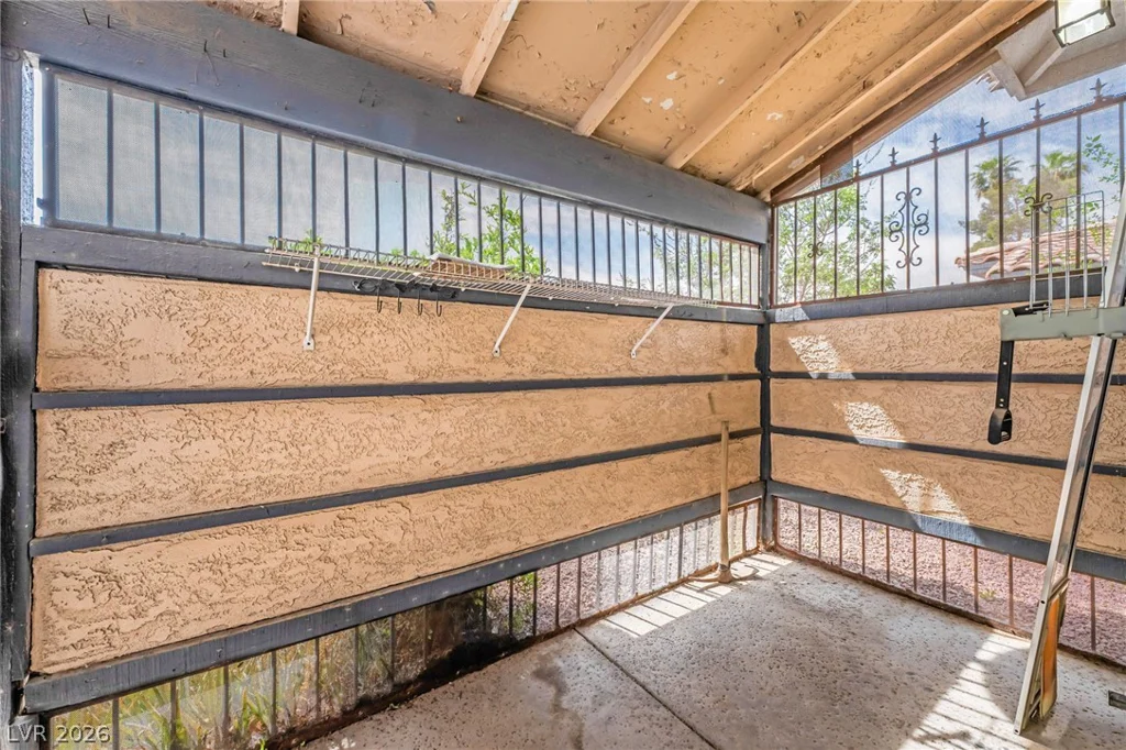 207 Lamb, Las Vegas, NV 89110