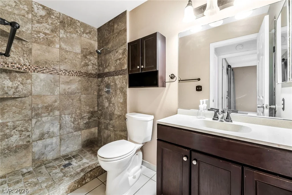 207 Lamb, Las Vegas, NV 89110