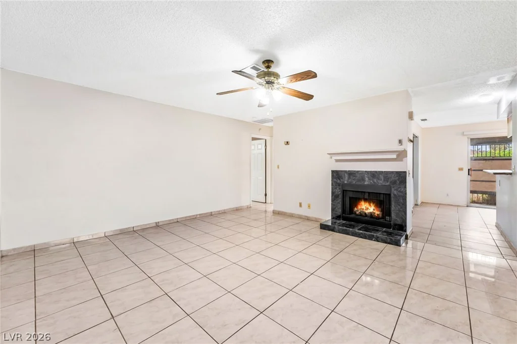 207 Lamb, Las Vegas, NV 89110