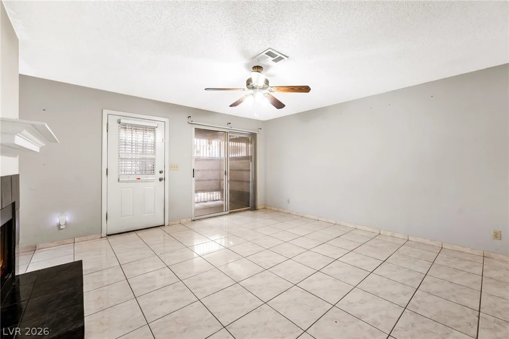 207 Lamb, Las Vegas, NV 89110