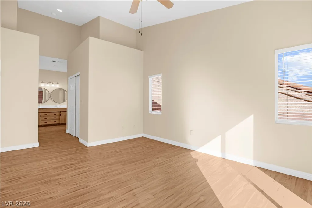 9713 Canyon Walk, Las Vegas, NV 89147