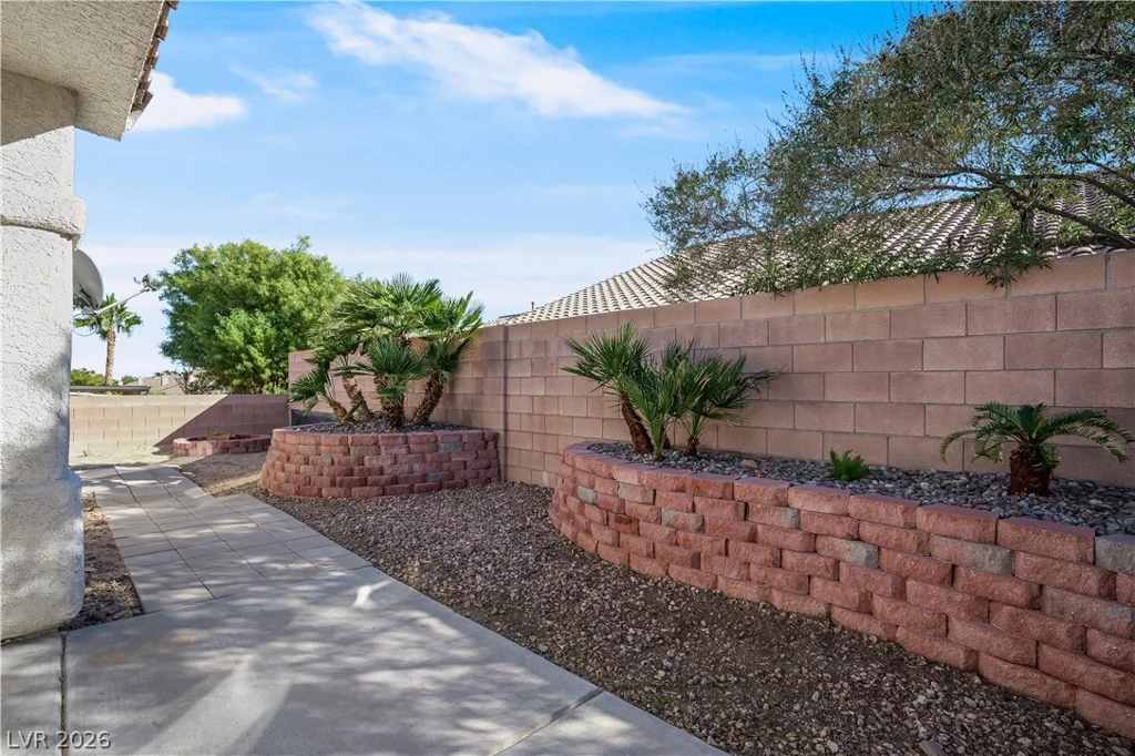 9713 Canyon Walk, Las Vegas, NV 89147
