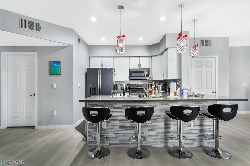 7155 Durango, Las Vegas, NV 89113