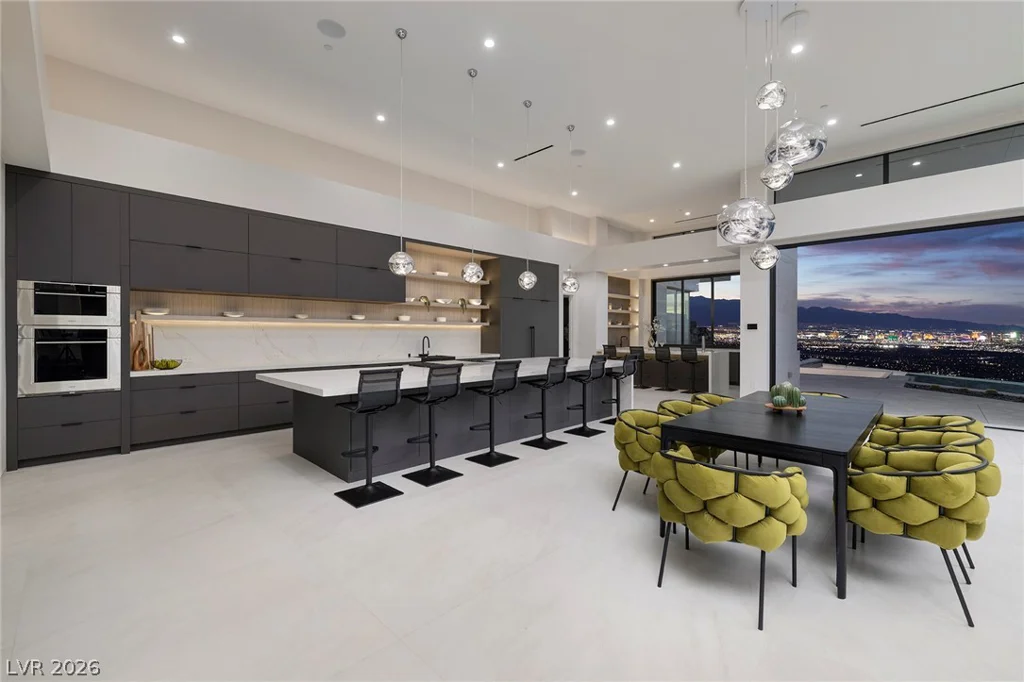 563 Grand Rim, Henderson, NV 89012