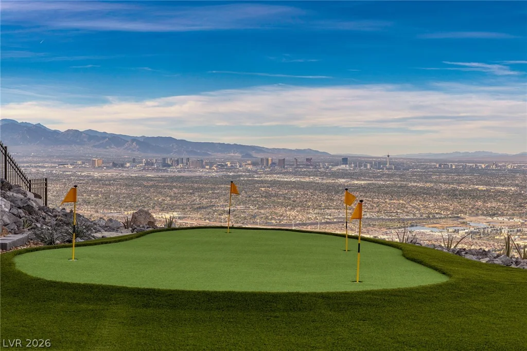563 Grand Rim, Henderson, NV 89012