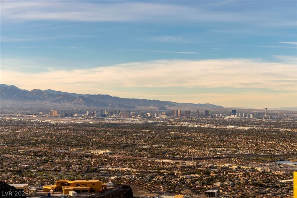 563 Grand Rim, Henderson, NV 89012