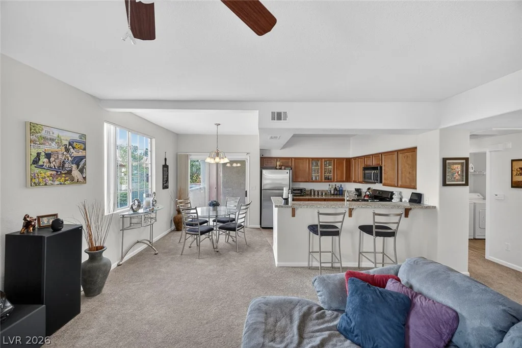 10245 King Henry, Las Vegas, NV 89144