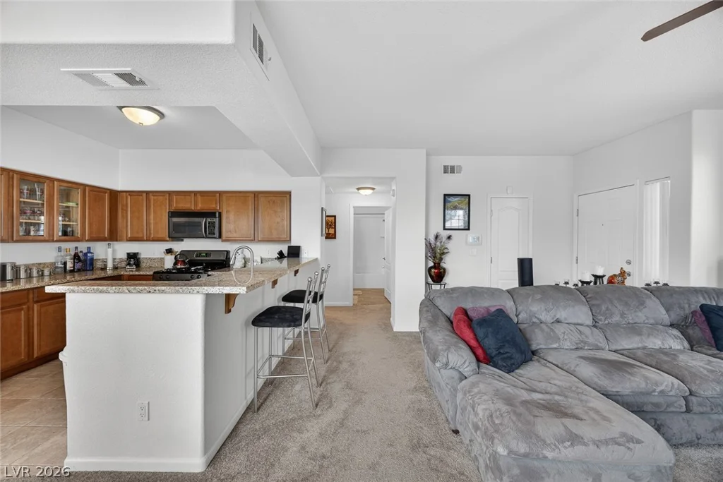 10245 King Henry, Las Vegas, NV 89144