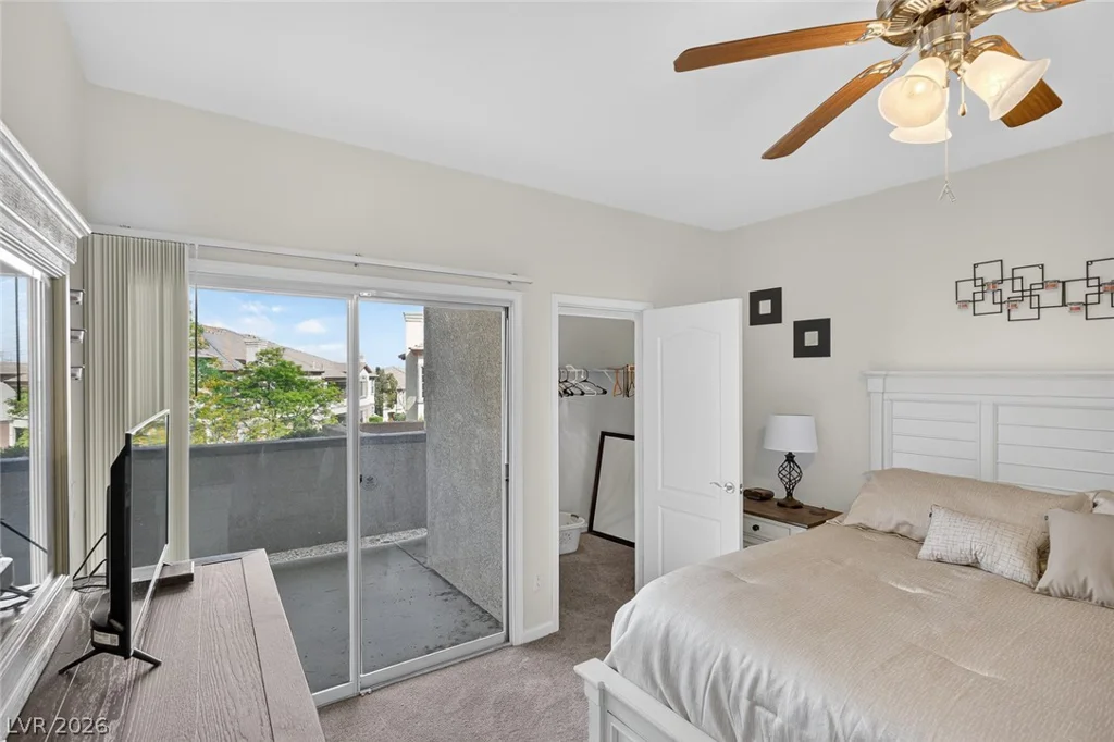 10245 King Henry, Las Vegas, NV 89144