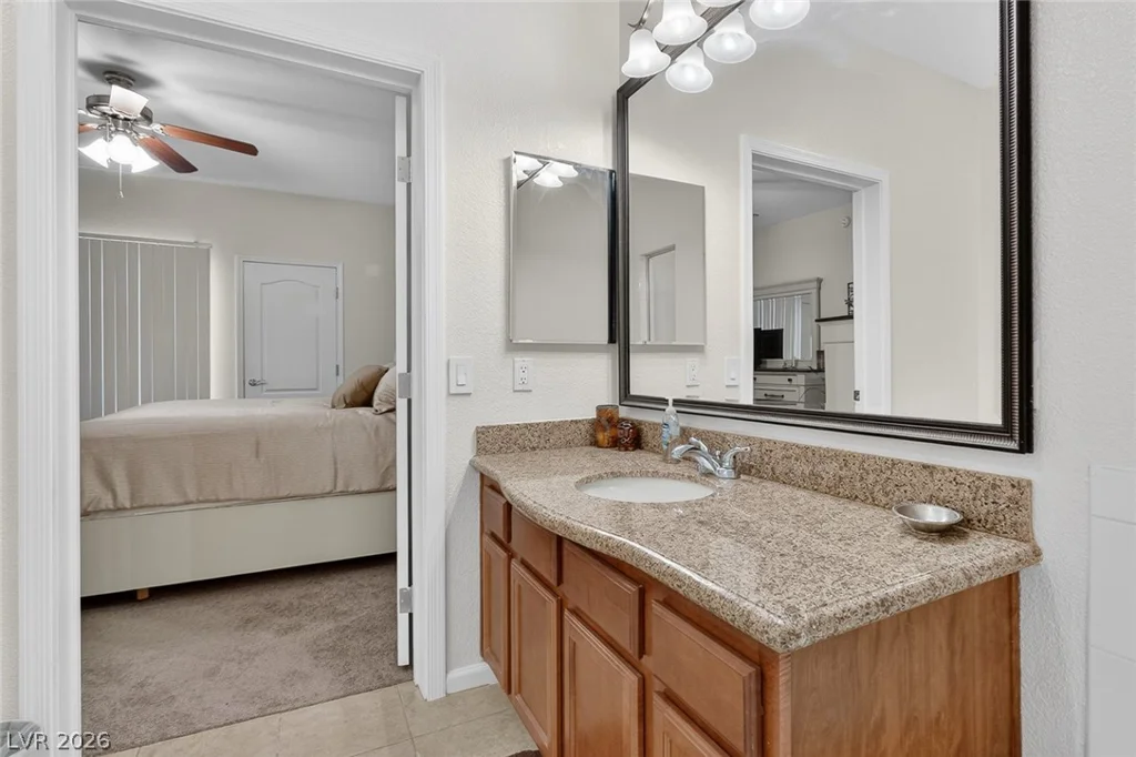 10245 King Henry, Las Vegas, NV 89144