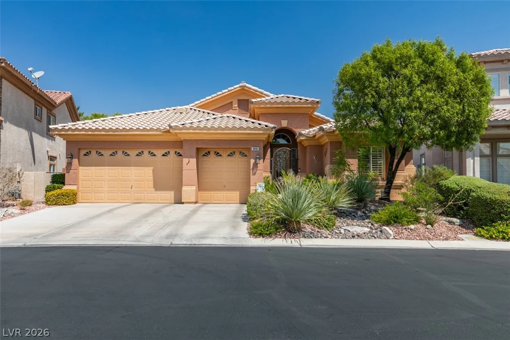 8940 Minsk, Las Vegas, NV 89147