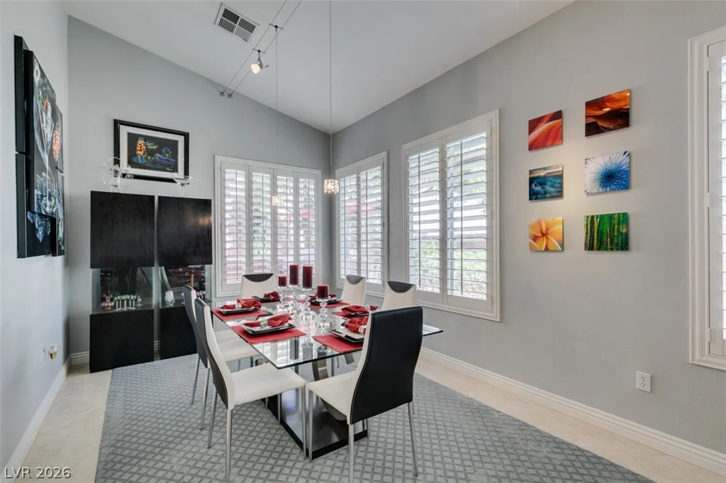 8940 Minsk, Las Vegas, NV 89147