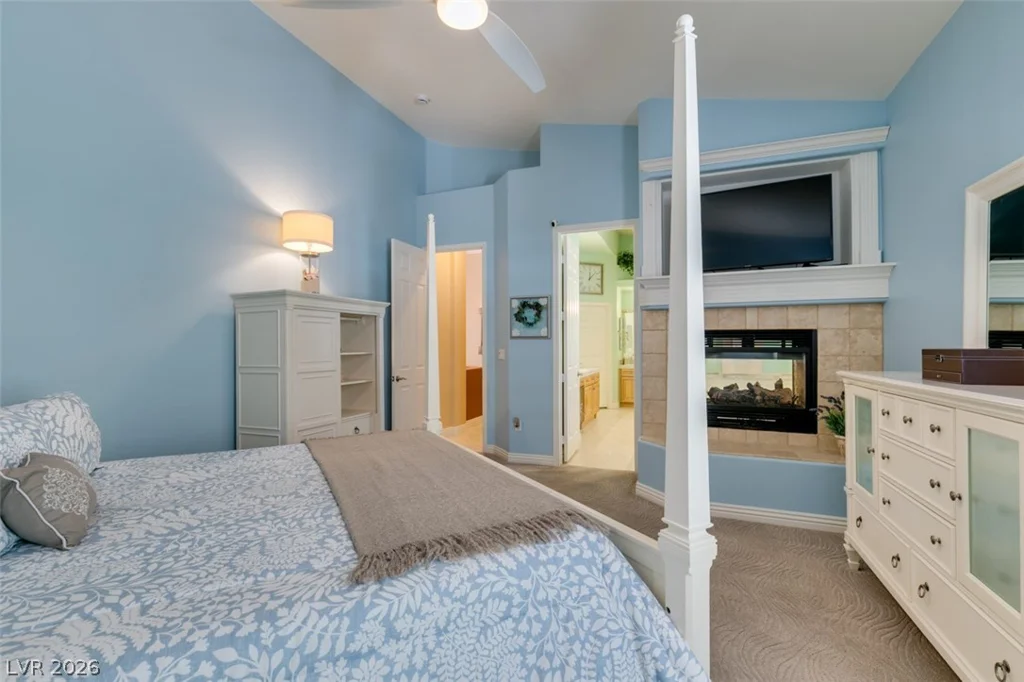 8940 Minsk, Las Vegas, NV 89147
