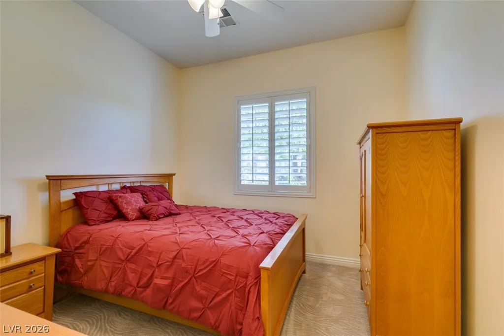 8940 Minsk, Las Vegas, NV 89147