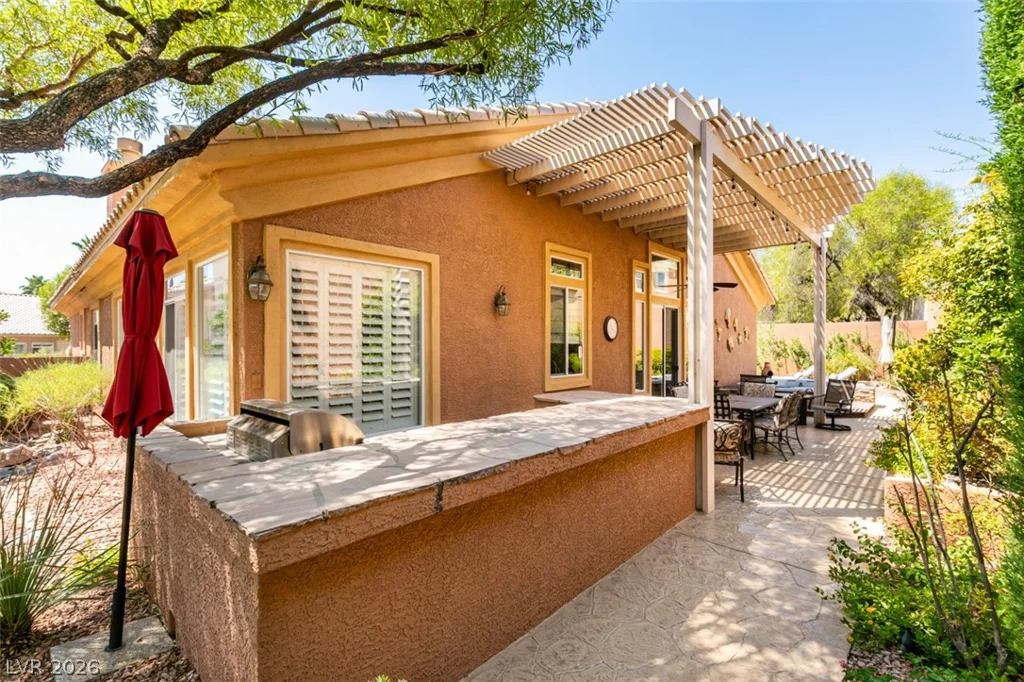 8940 Minsk, Las Vegas, NV 89147