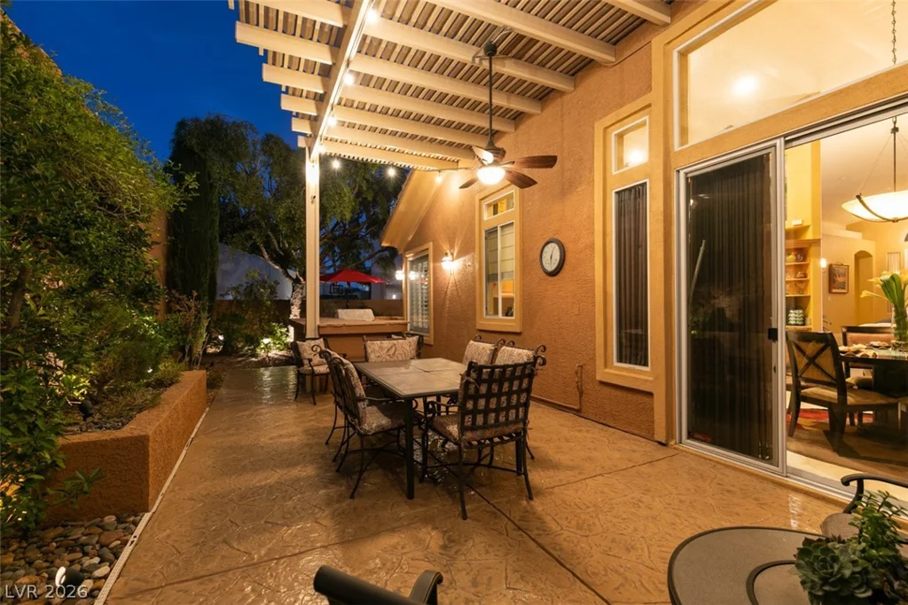 8940 Minsk, Las Vegas, NV 89147