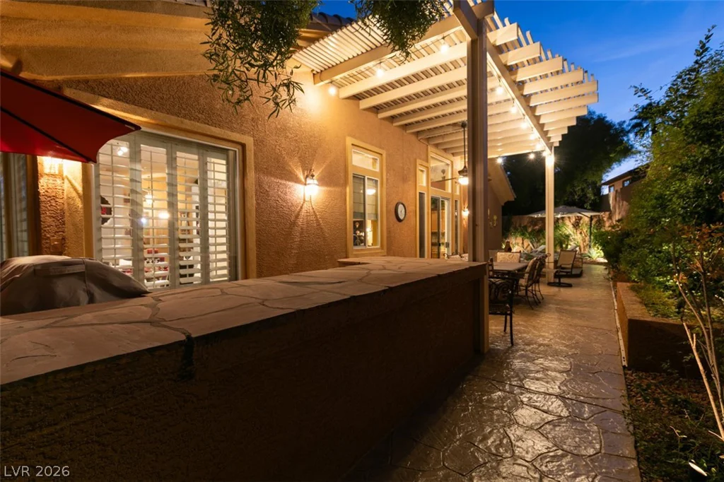 8940 Minsk, Las Vegas, NV 89147