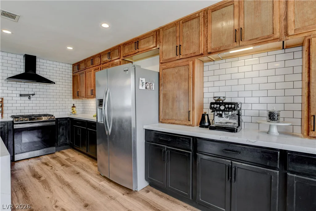 302 Lander, Henderson, NV 89074