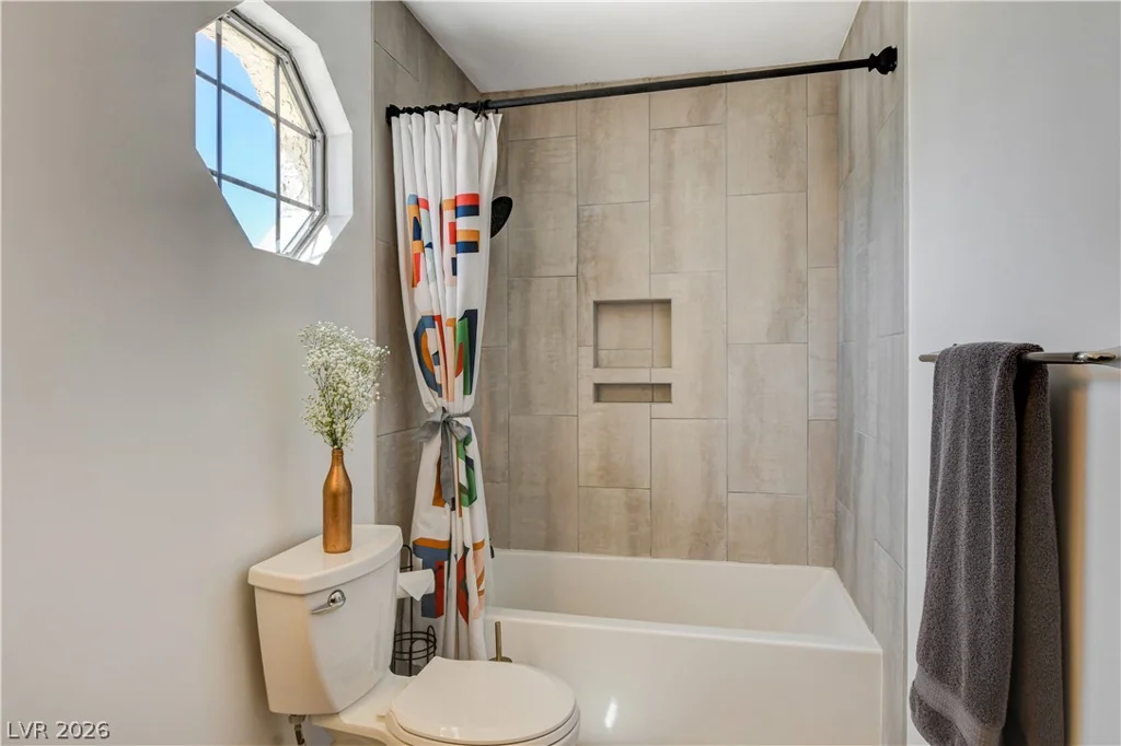 302 Lander, Henderson, NV 89074