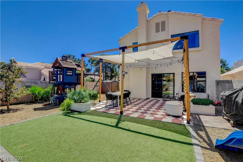 302 Lander, Henderson, NV 89074