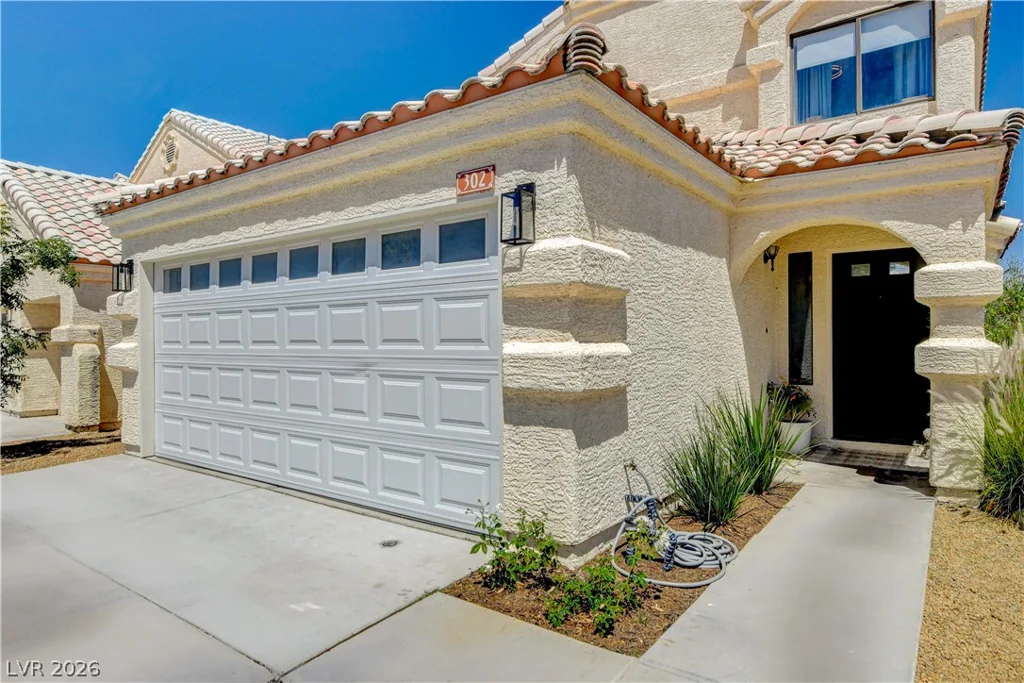 302 Lander, Henderson, NV 89074